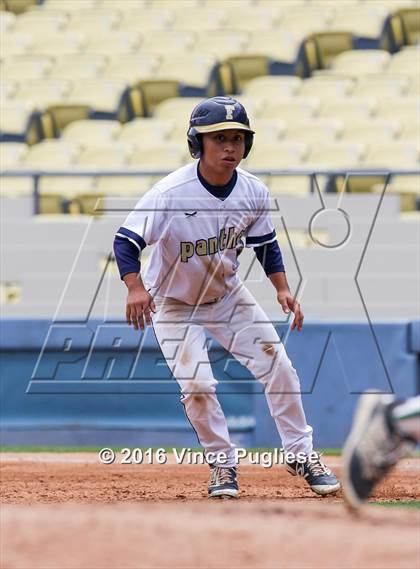 Thumbnail 3 in Eagle Rock vs. Franklin (L.A. City Section D2 Final) photogallery.