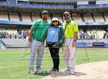 Thumbnail 2 in Eagle Rock vs. Franklin (L.A. City Section D2 Final) photogallery.