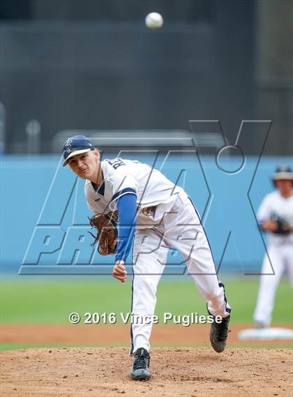 Thumbnail 1 in Eagle Rock vs. Franklin (L.A. City Section D2 Final) photogallery.