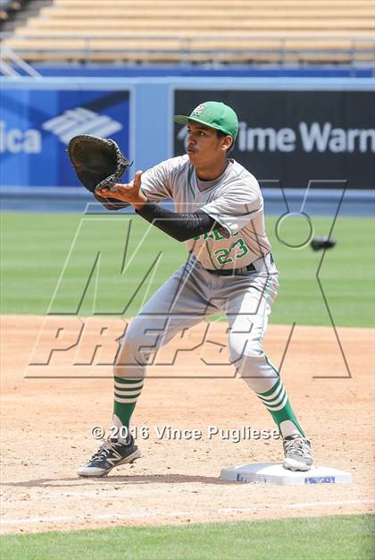 Thumbnail 3 in Eagle Rock vs. Franklin (L.A. City Section D2 Final) photogallery.