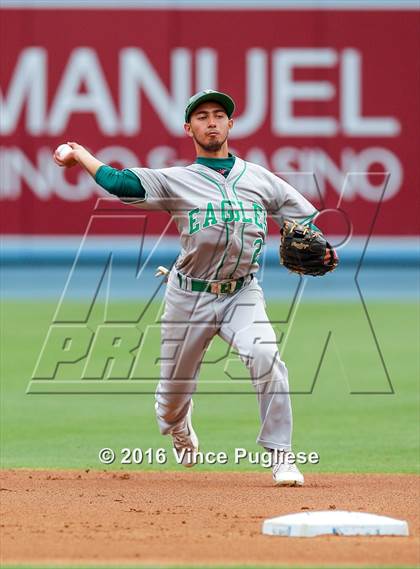Thumbnail 1 in Eagle Rock vs. Franklin (L.A. City Section D2 Final) photogallery.