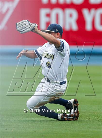 Thumbnail 2 in Eagle Rock vs. Franklin (L.A. City Section D2 Final) photogallery.