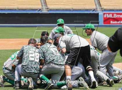 Thumbnail 2 in Eagle Rock vs. Franklin (L.A. City Section D2 Final) photogallery.