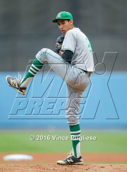 Thumbnail 2 in Eagle Rock vs. Franklin (L.A. City Section D2 Final) photogallery.