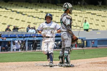 Thumbnail 3 in Eagle Rock vs. Franklin (L.A. City Section D2 Final) photogallery.