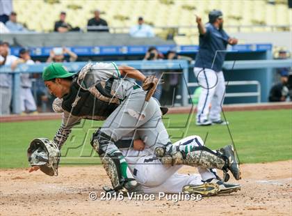 Thumbnail 2 in Eagle Rock vs. Franklin (L.A. City Section D2 Final) photogallery.
