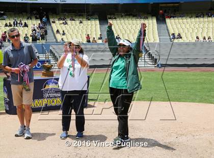 Thumbnail 1 in Eagle Rock vs. Franklin (L.A. City Section D2 Final) photogallery.