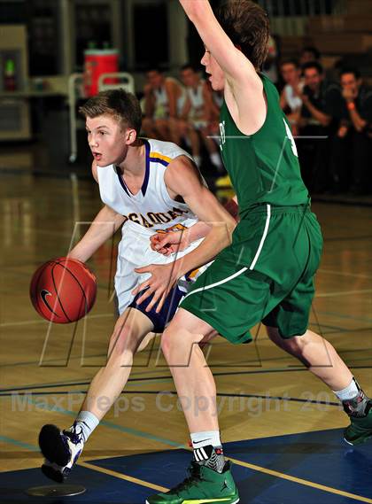 Thumbnail 3 in Sunnyslope vs. Issaquah (MaxPreps Holiday Classic) photogallery.