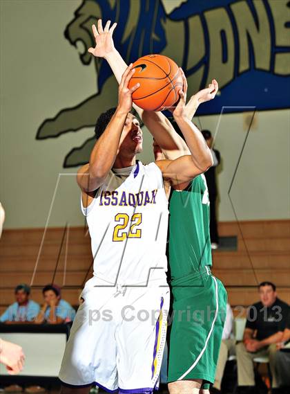 Thumbnail 2 in Sunnyslope vs. Issaquah (MaxPreps Holiday Classic) photogallery.