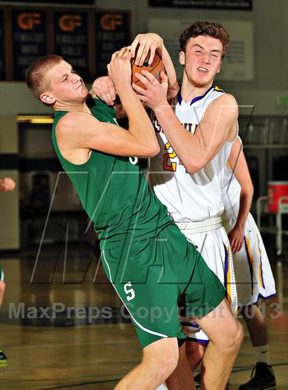 Thumbnail 1 in Sunnyslope vs. Issaquah (MaxPreps Holiday Classic) photogallery.