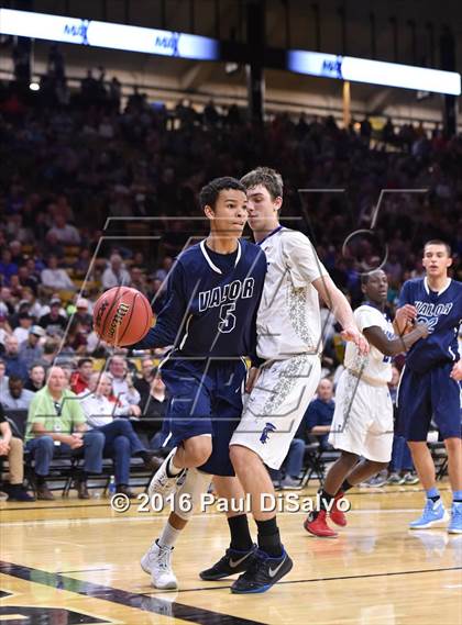 Thumbnail 2 in Longmont vs. Valor Christian (CHSAA 4A Semifinal) photogallery.