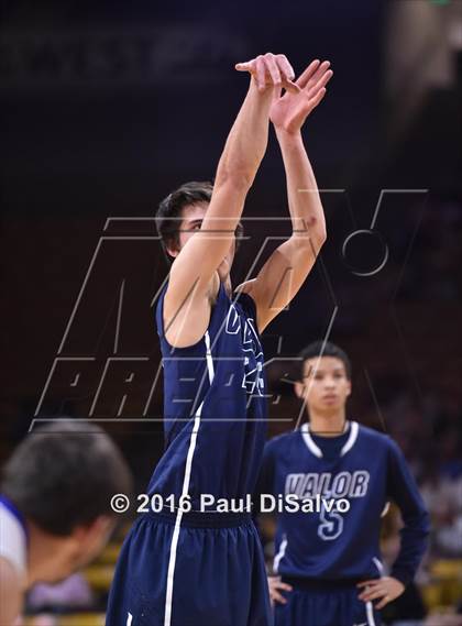 Thumbnail 2 in Longmont vs. Valor Christian (CHSAA 4A Semifinal) photogallery.
