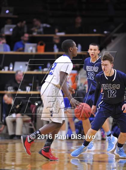 Thumbnail 2 in Longmont vs. Valor Christian (CHSAA 4A Semifinal) photogallery.