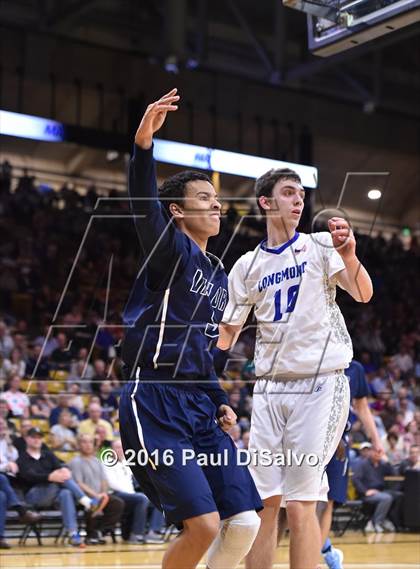 Thumbnail 1 in Longmont vs. Valor Christian (CHSAA 4A Semifinal) photogallery.