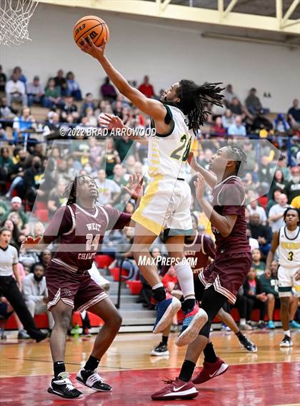 Thumbnail 3 in Central Cabarrus vs. West Charlotte (NCHSAA 3A Western Regional Final) photogallery.