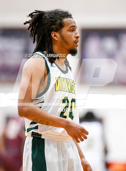 Thumbnail 2 in Central Cabarrus vs. West Charlotte (NCHSAA 3A Western Regional Final) photogallery.