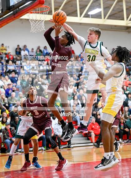 Thumbnail 3 in Central Cabarrus vs. West Charlotte (NCHSAA 3A Western Regional Final) photogallery.