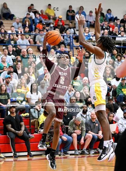 Thumbnail 2 in Central Cabarrus vs. West Charlotte (NCHSAA 3A Western Regional Final) photogallery.