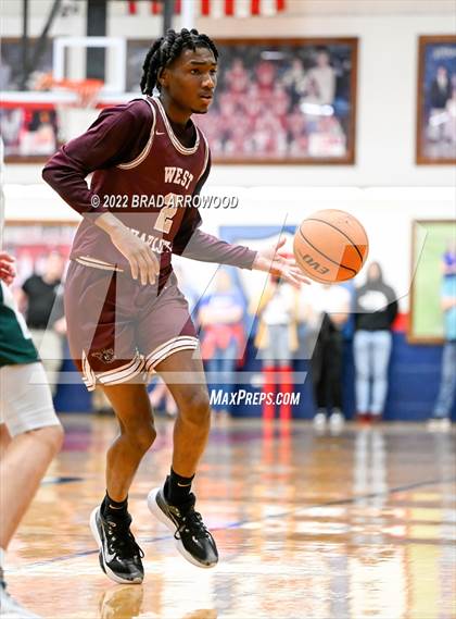 Thumbnail 1 in Central Cabarrus vs. West Charlotte (NCHSAA 3A Western Regional Final) photogallery.