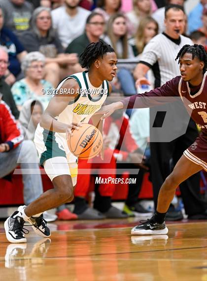 Thumbnail 2 in Central Cabarrus vs. West Charlotte (NCHSAA 3A Western Regional Final) photogallery.