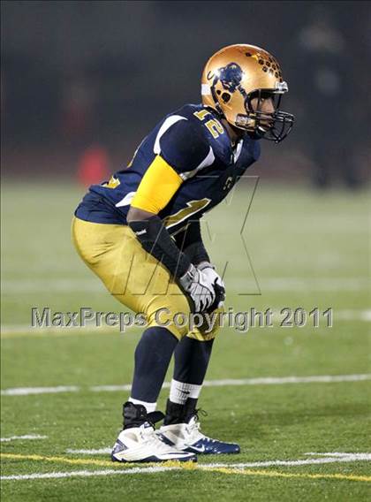 Thumbnail 2 in Sweet Home vs. Aquinas (NYSPHSAA Class A Quarterfinal) photogallery.