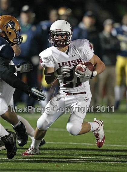Thumbnail 3 in Sweet Home vs. Aquinas (NYSPHSAA Class A Quarterfinal) photogallery.