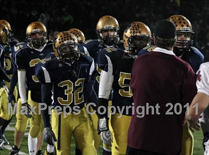 Thumbnail 1 in Sweet Home vs. Aquinas (NYSPHSAA Class A Quarterfinal) photogallery.