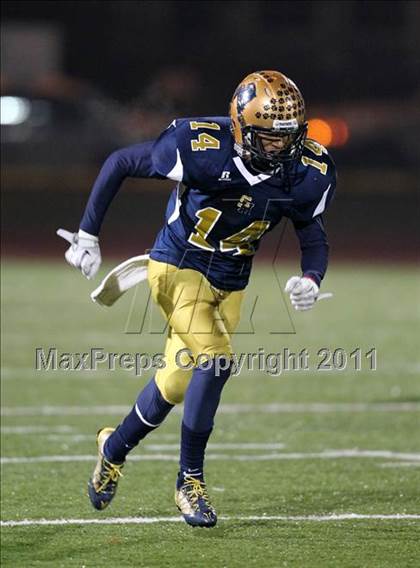 Thumbnail 2 in Sweet Home vs. Aquinas (NYSPHSAA Class A Quarterfinal) photogallery.