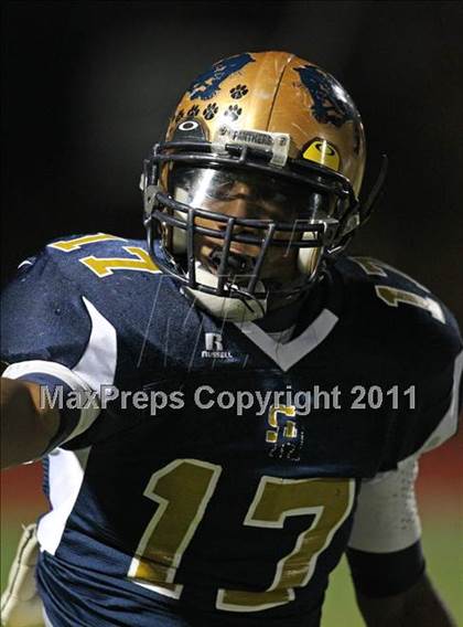 Thumbnail 3 in Sweet Home vs. Aquinas (NYSPHSAA Class A Quarterfinal) photogallery.