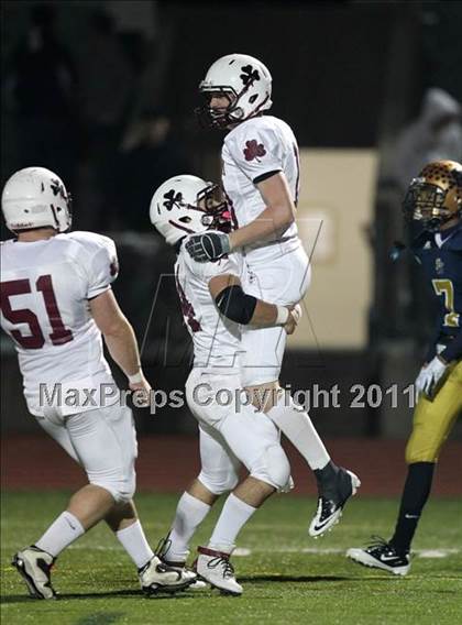 Thumbnail 3 in Sweet Home vs. Aquinas (NYSPHSAA Class A Quarterfinal) photogallery.