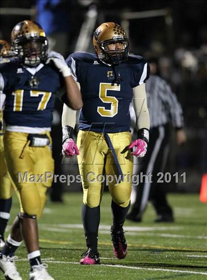 Thumbnail 1 in Sweet Home vs. Aquinas (NYSPHSAA Class A Quarterfinal) photogallery.