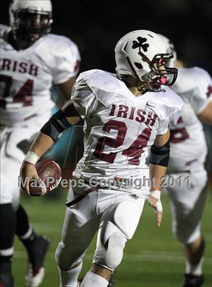 Thumbnail 1 in Sweet Home vs. Aquinas (NYSPHSAA Class A Quarterfinal) photogallery.