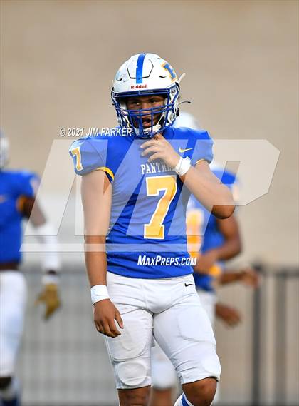 Thumbnail 1 in Glenn @ Pflugerville photogallery.