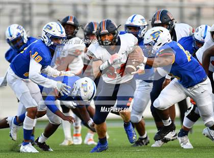 Thumbnail 2 in Glenn @ Pflugerville photogallery.