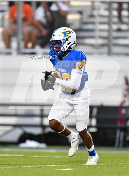 Thumbnail 2 in Glenn @ Pflugerville photogallery.