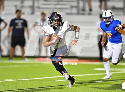 Thumbnail 3 in Glenn @ Pflugerville photogallery.