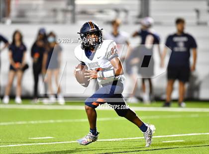 Thumbnail 2 in Glenn @ Pflugerville photogallery.