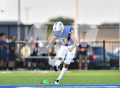Thumbnail 2 in Glenn @ Pflugerville photogallery.