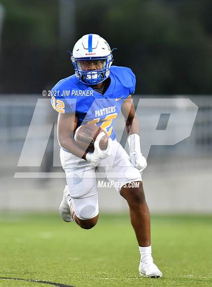 Thumbnail 3 in Glenn @ Pflugerville photogallery.