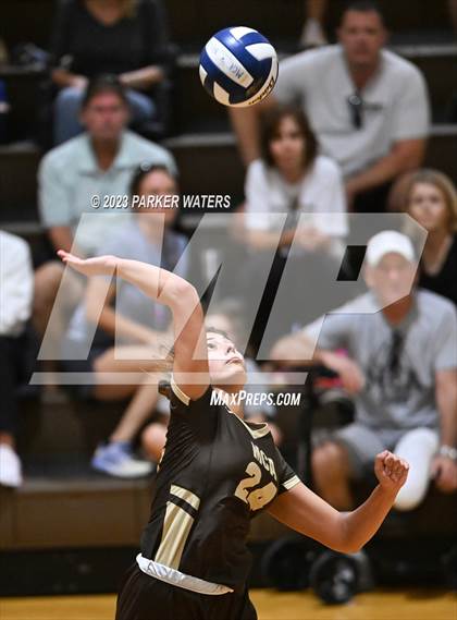 Thumbnail 1 in Metairie Park Country Day @ Mount Carmel Academy (JV) photogallery.