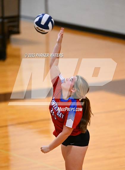 Thumbnail 2 in Metairie Park Country Day @ Mount Carmel Academy (JV) photogallery.