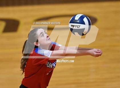 Thumbnail 3 in Metairie Park Country Day @ Mount Carmel Academy (JV) photogallery.