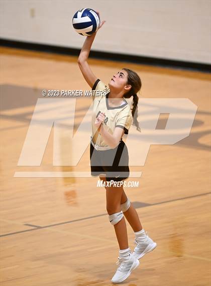 Thumbnail 1 in Metairie Park Country Day @ Mount Carmel Academy (JV) photogallery.