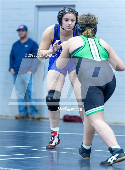 Thumbnail 3 in Lovelock Mustangs Tournament (165 & 165+lbs) photogallery.