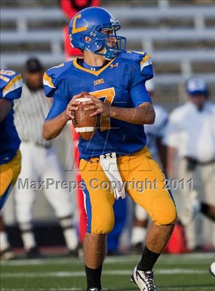 Thumbnail 3 in DeMatha vs. Loyola Blakefield (I-95 Kickoff Classic) photogallery.