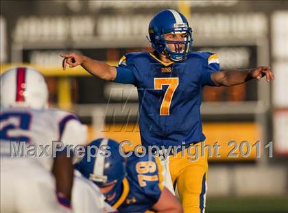 Thumbnail 1 in DeMatha vs. Loyola Blakefield (I-95 Kickoff Classic) photogallery.