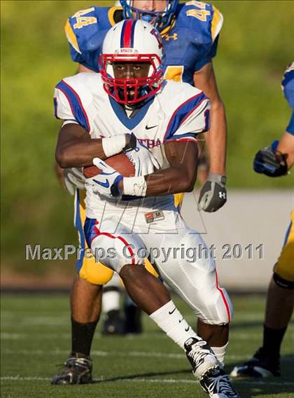 Thumbnail 1 in DeMatha vs. Loyola Blakefield (I-95 Kickoff Classic) photogallery.