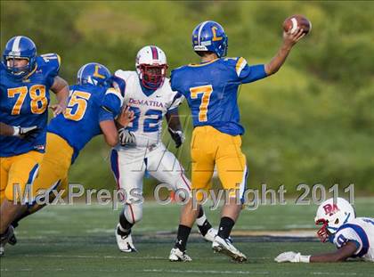 Thumbnail 3 in DeMatha vs. Loyola Blakefield (I-95 Kickoff Classic) photogallery.