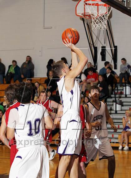 Thumbnail 1 in Bucktail @ Coudersport photogallery.