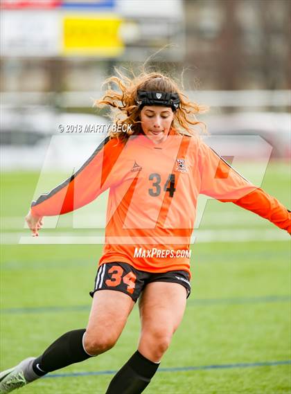 Thumbnail 1 in St James Academy vs. Waynesville (Helias Invitational) photogallery.